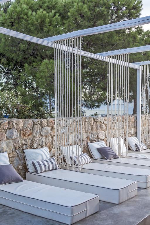 Loizos Stylish Residences Апарт-отель 3*