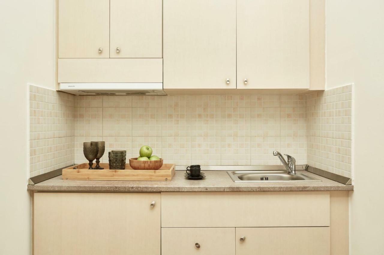 Loizos Stylish Residences Тира