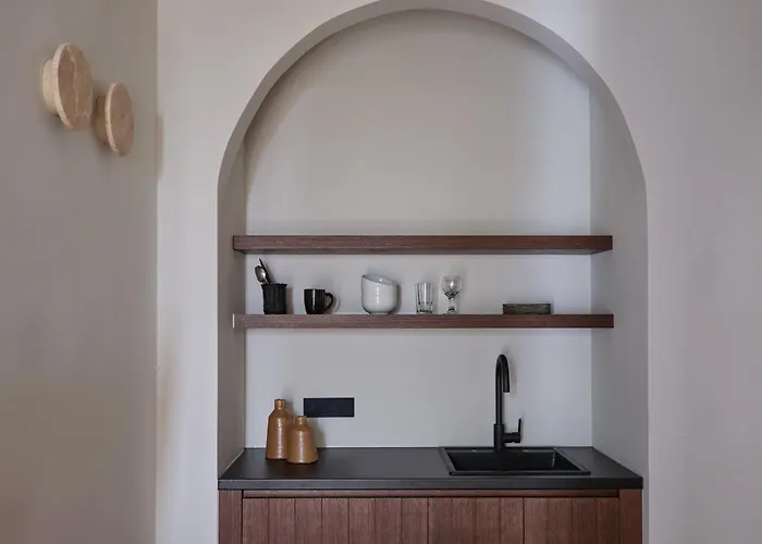 Loizos Stylish Residences
