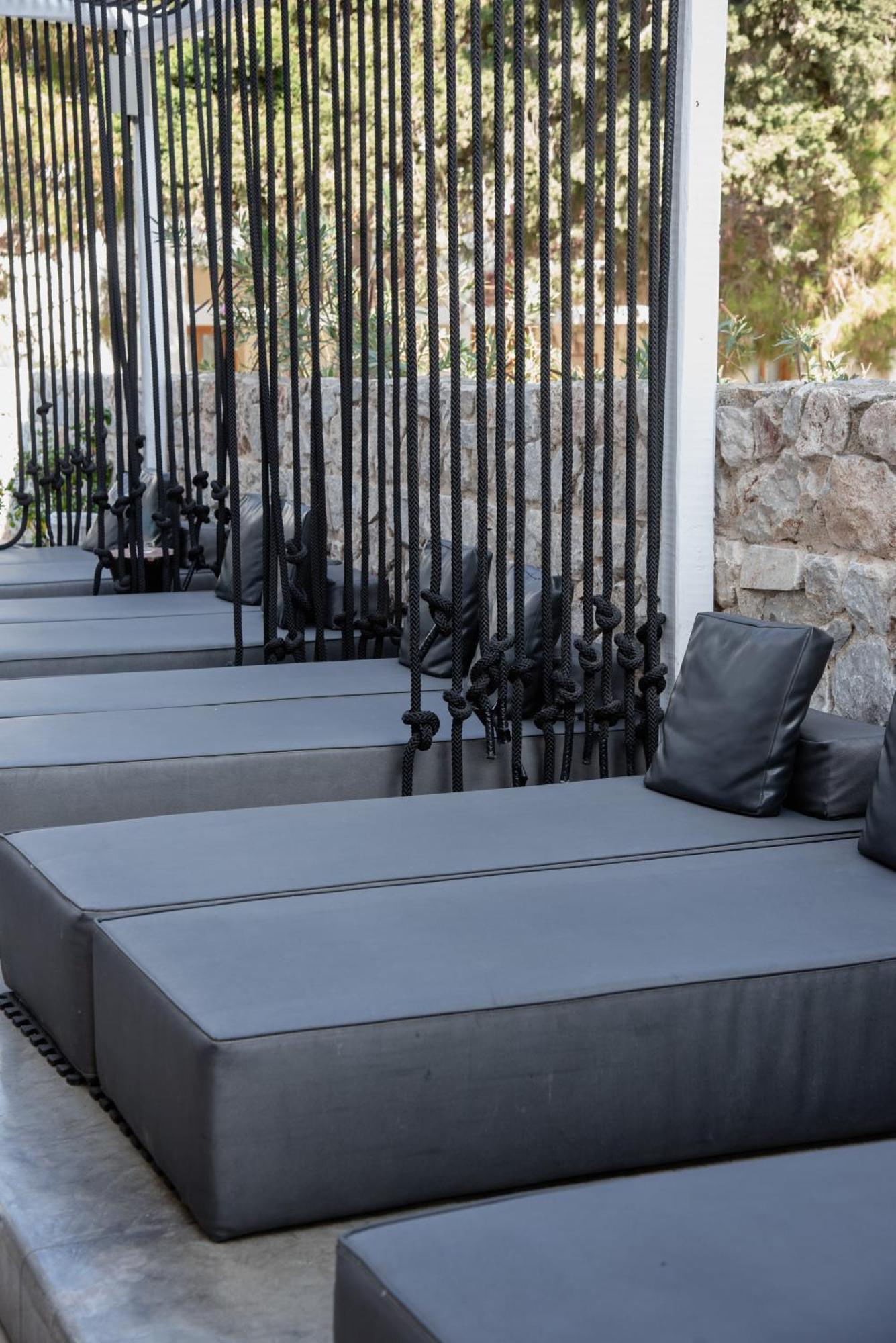 Loizos Stylish Residences 3*