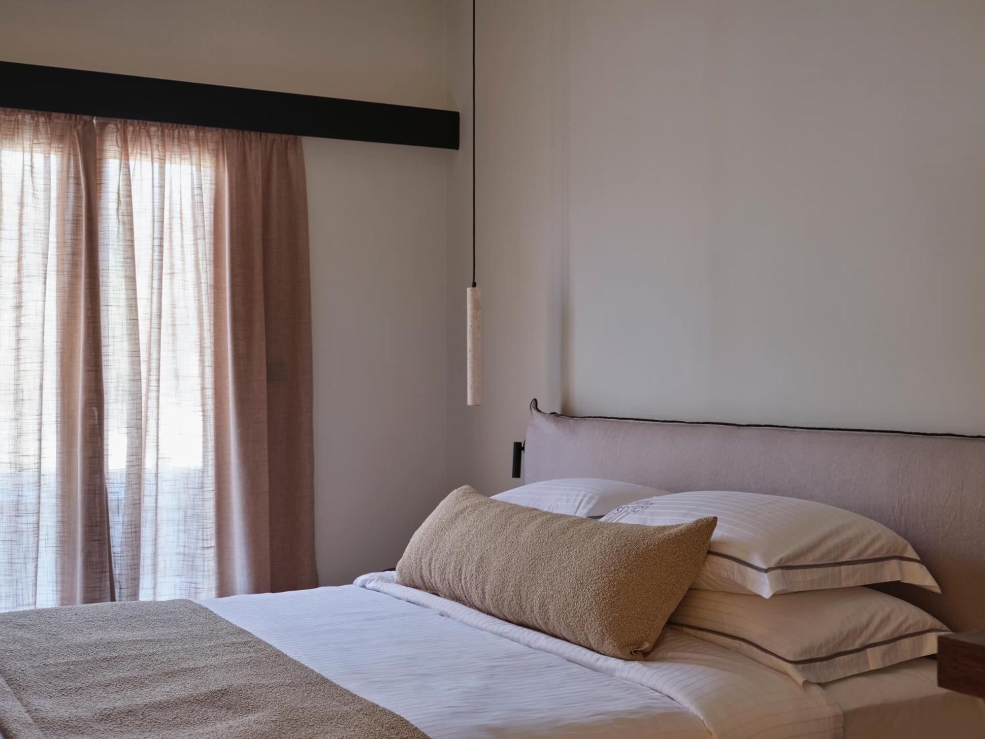 Aparthotel Loizos Stylish Residences 3*